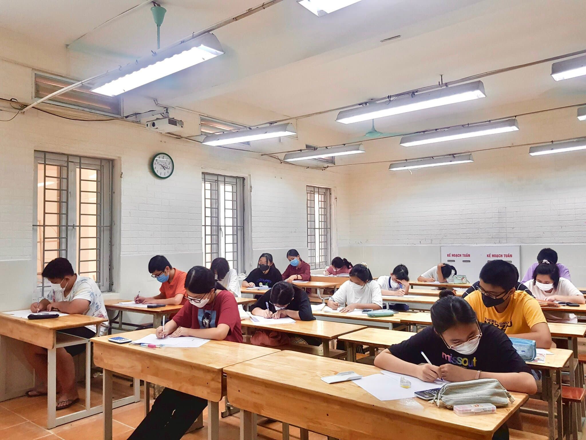 thi kiểm tra định kỳ hàng tháng 1